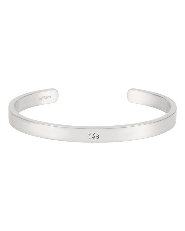 MARS STICK armbånd fra byRavn i sølvfarget rustfritt stål, åpen armring med gravert fyrstikkfamilie